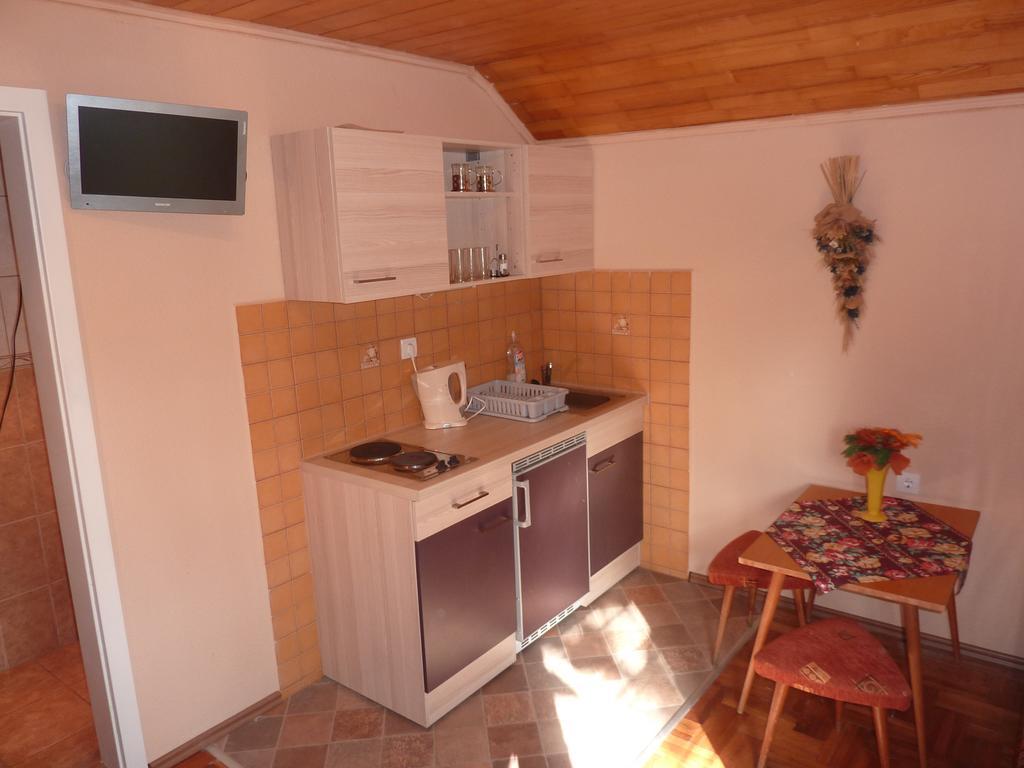 Vadasztanya Apartmanhazak شيوفوك الغرفة الصورة